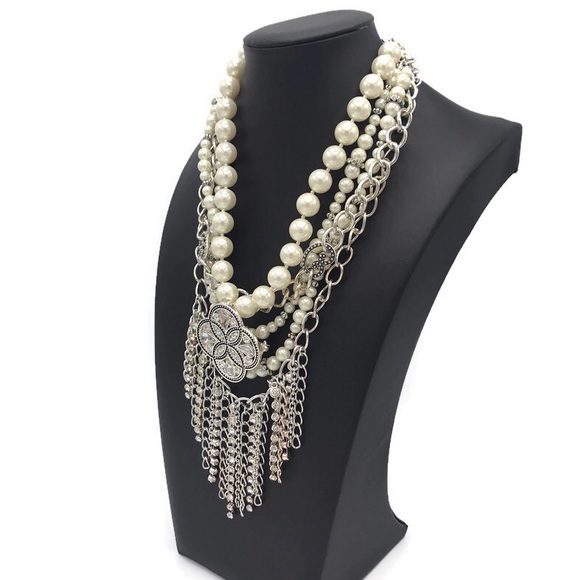 Premier Designs Girl’s Best Friend Necklace - Picture 2 of 10